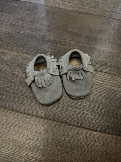 Moccasin shoes size 4 , Shoes 4 (Baby: 0-12 mth)