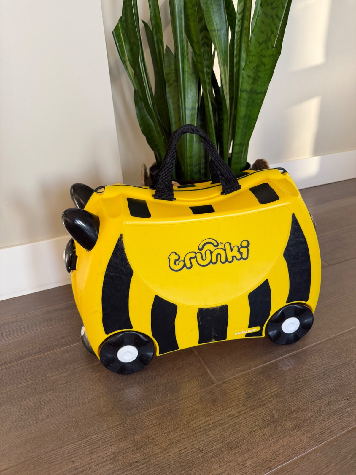 Trunkie Bumblebee