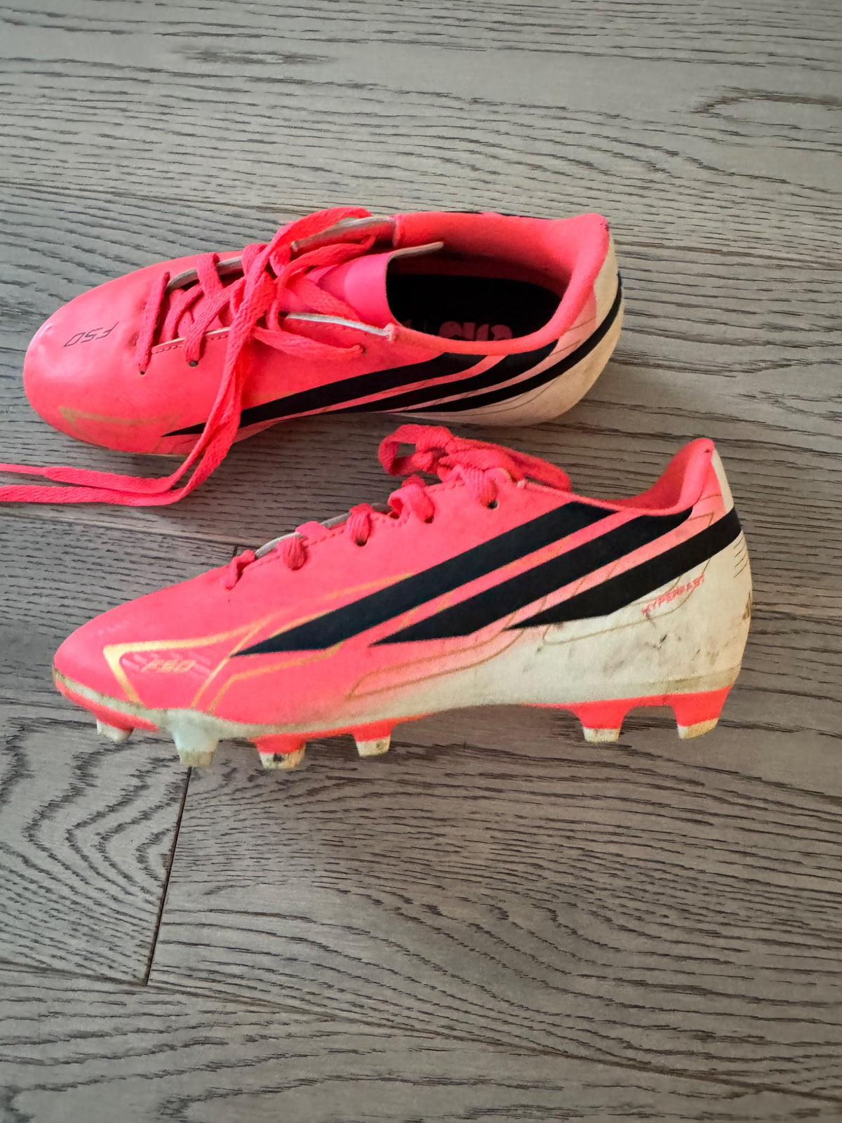 Soccer Cleats Size 12.5