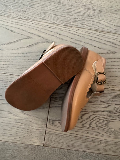 Girl’s Mary Jane Shoes - 9T