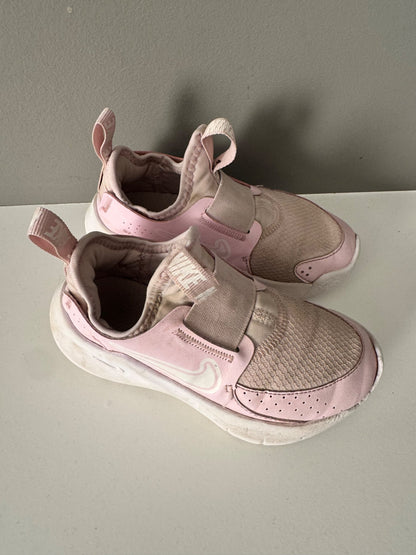 Girl’s Nike Shoes 10c , Shoes 10 (Toddler:2-4yr)