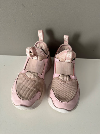 Girl’s Nike Shoes 10c , Shoes 10 (Toddler:2-4yr)