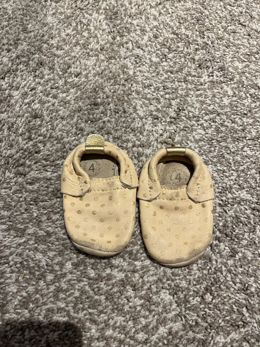 Minimoc polka dot shoes , Shoes 4 (Baby: 0-12 mth)