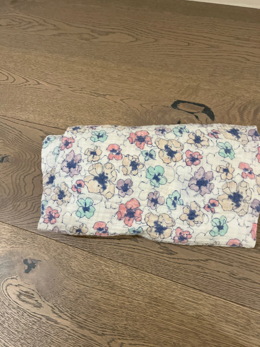 Aden and Anais Muslin swadde , 0-3 Months (Newborn)