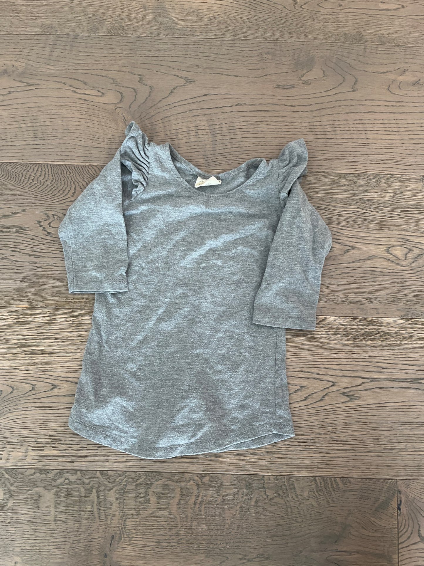Nest and Nuture Ruffle shirt, Kids 3T