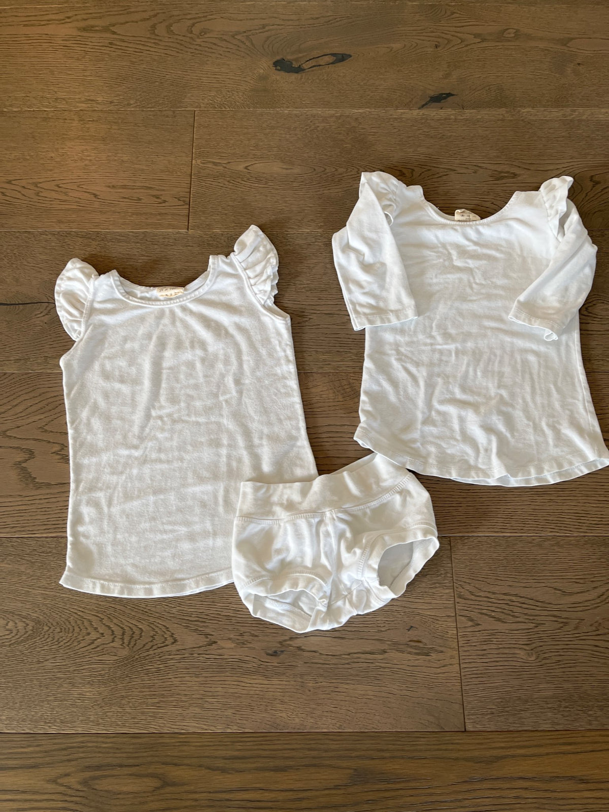 Nest an Nuture white Bundle, Kids 3T