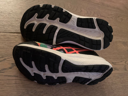 ASICS runners , Shoes 13 (Kids:4-8yr)