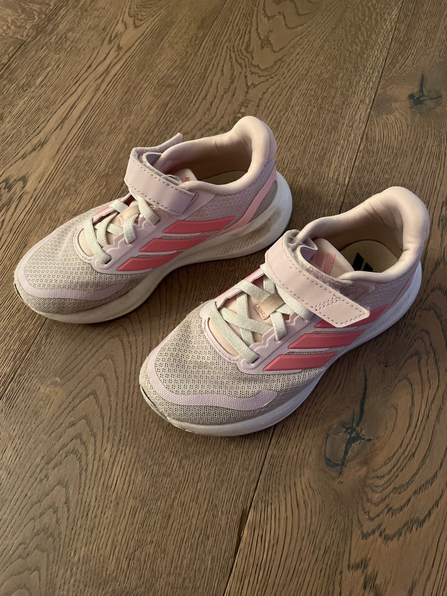 Adidas Runners , Shoes 13 (Kids:4-8yr)