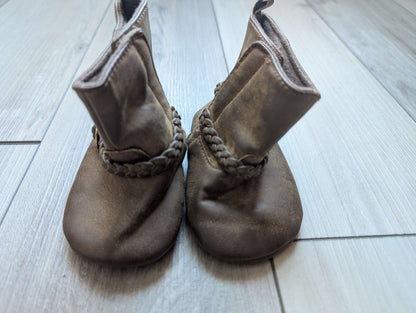 Carters Soft-Soled Brown Boots, Shoes 4 (Baby: 0-12 mth)
