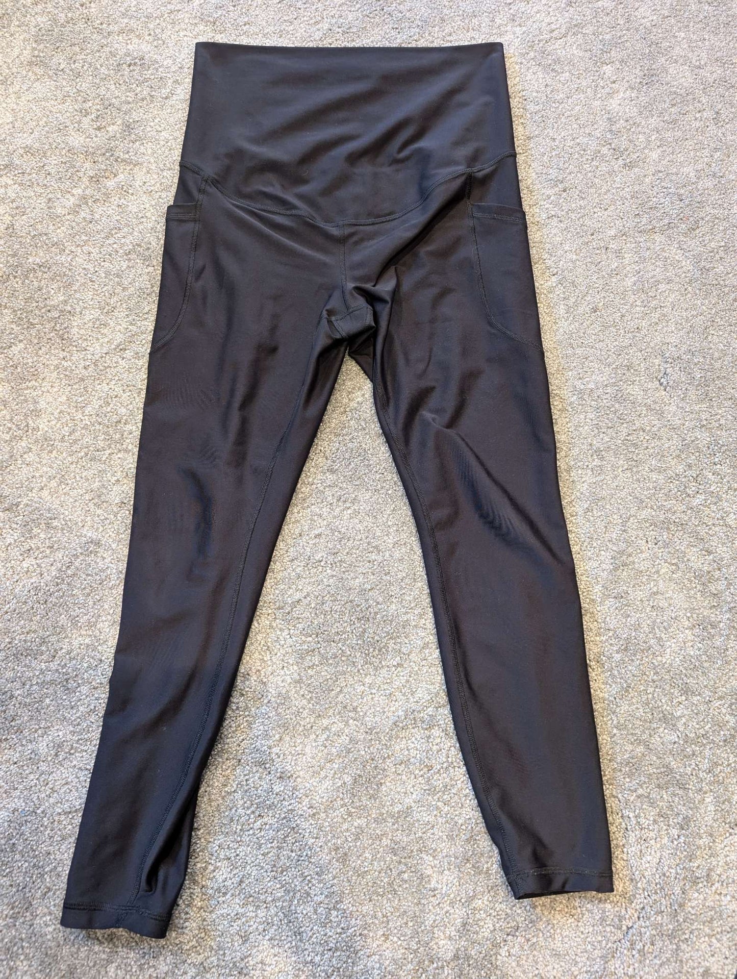 Medium Black Old Navy Active Maternity Leggings - 7/8 Length, Maternity M (8-10)