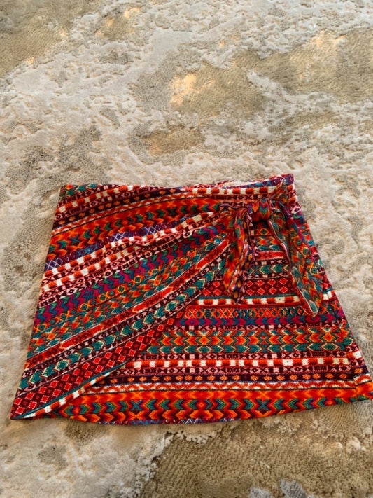 Zara Girls size 9/10 red with multicolour sequence skirt, Kids 10 (medium)