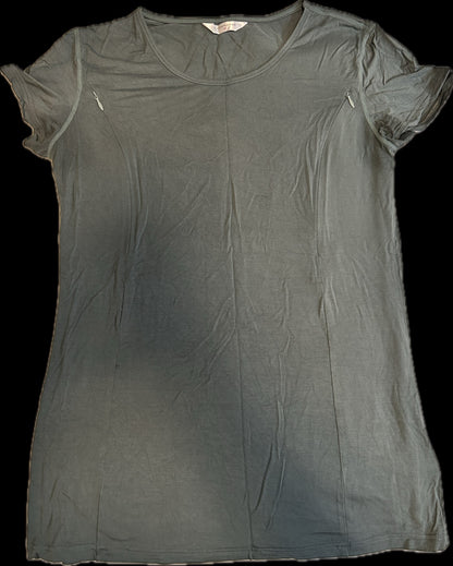 Bundle of 3 Cadenshae nursing tops size medium, Maternity M (8-10)