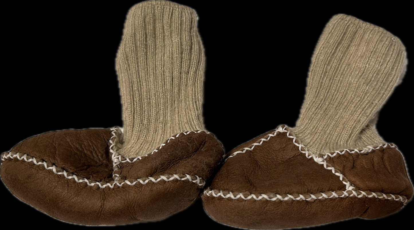 Baby booties - brown, 4.5 inches length, Shoes 3.5 (Baby: 0-12 mth)