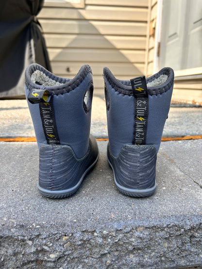 Jan & Jul lite winter boots size 8 or 24, Shoes 8 (Toddler:2-4yr)