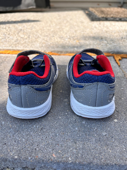 Saucony sneakers size 8W , Shoes 8 (Toddler:2-4yr)