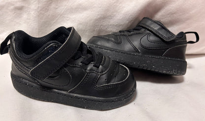 Nike black Court Borough low sneakers size 7C, Shoes 7 (Walkers:12-24 mth)