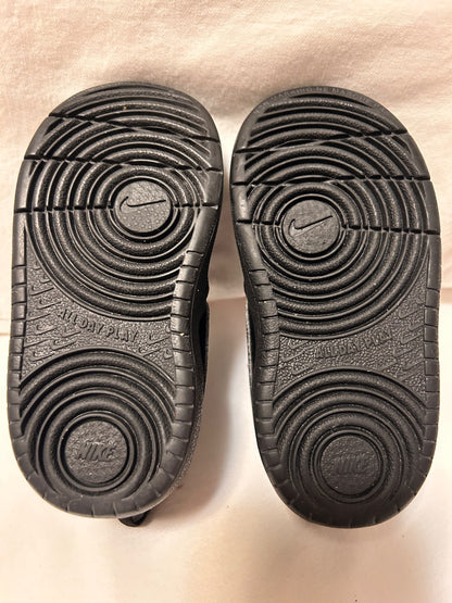 Nike black Court Borough low sneakers size 6C, Shoes 6 (Walkers:12-24 mth)