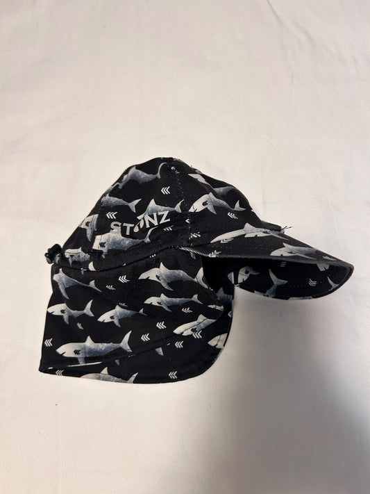 Stonz shark pattern infant sun hat (0-9 months) , Kids 9 Month (6-9M)