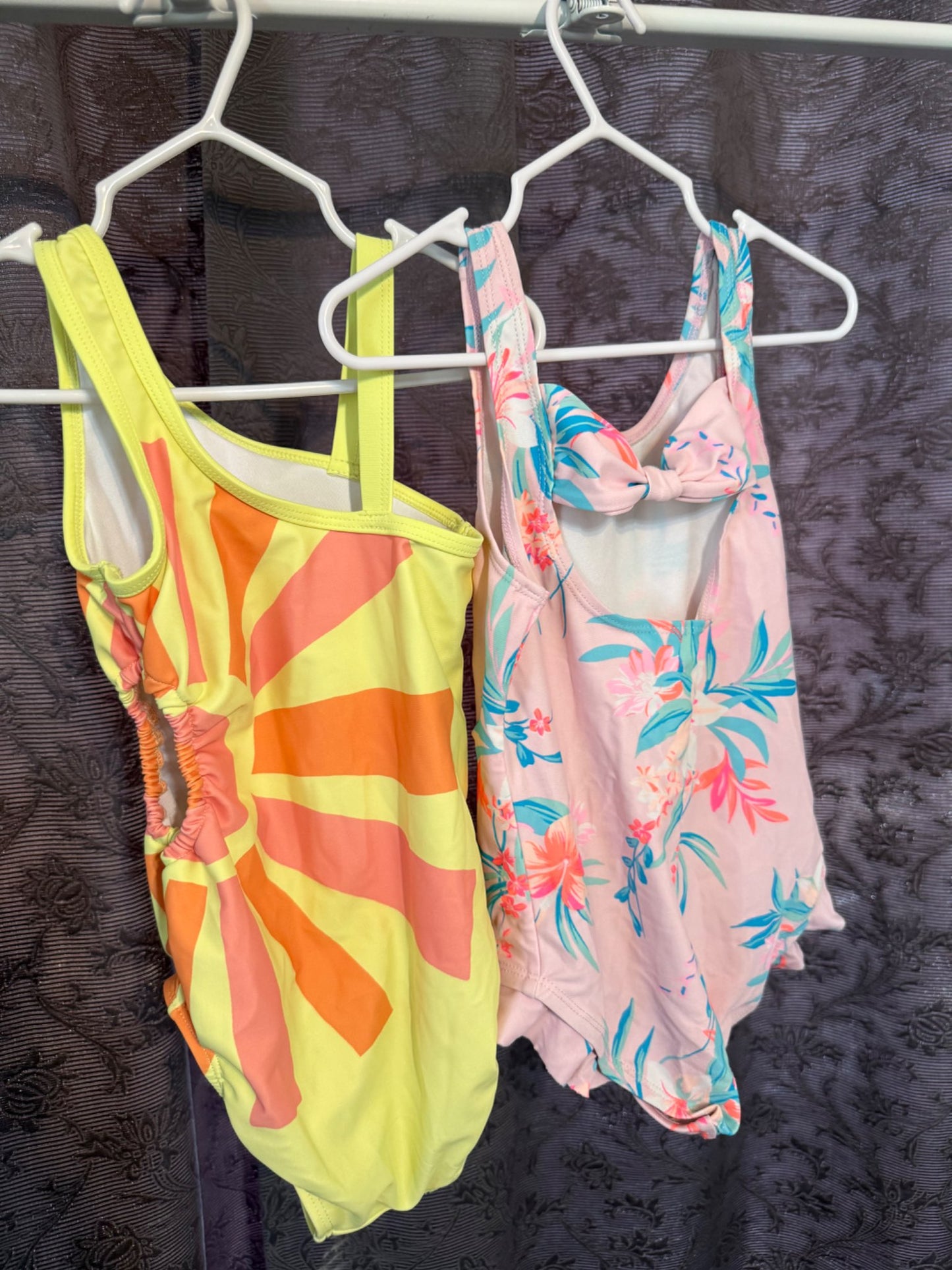 Swimsuits x 2, Kids 5/5T