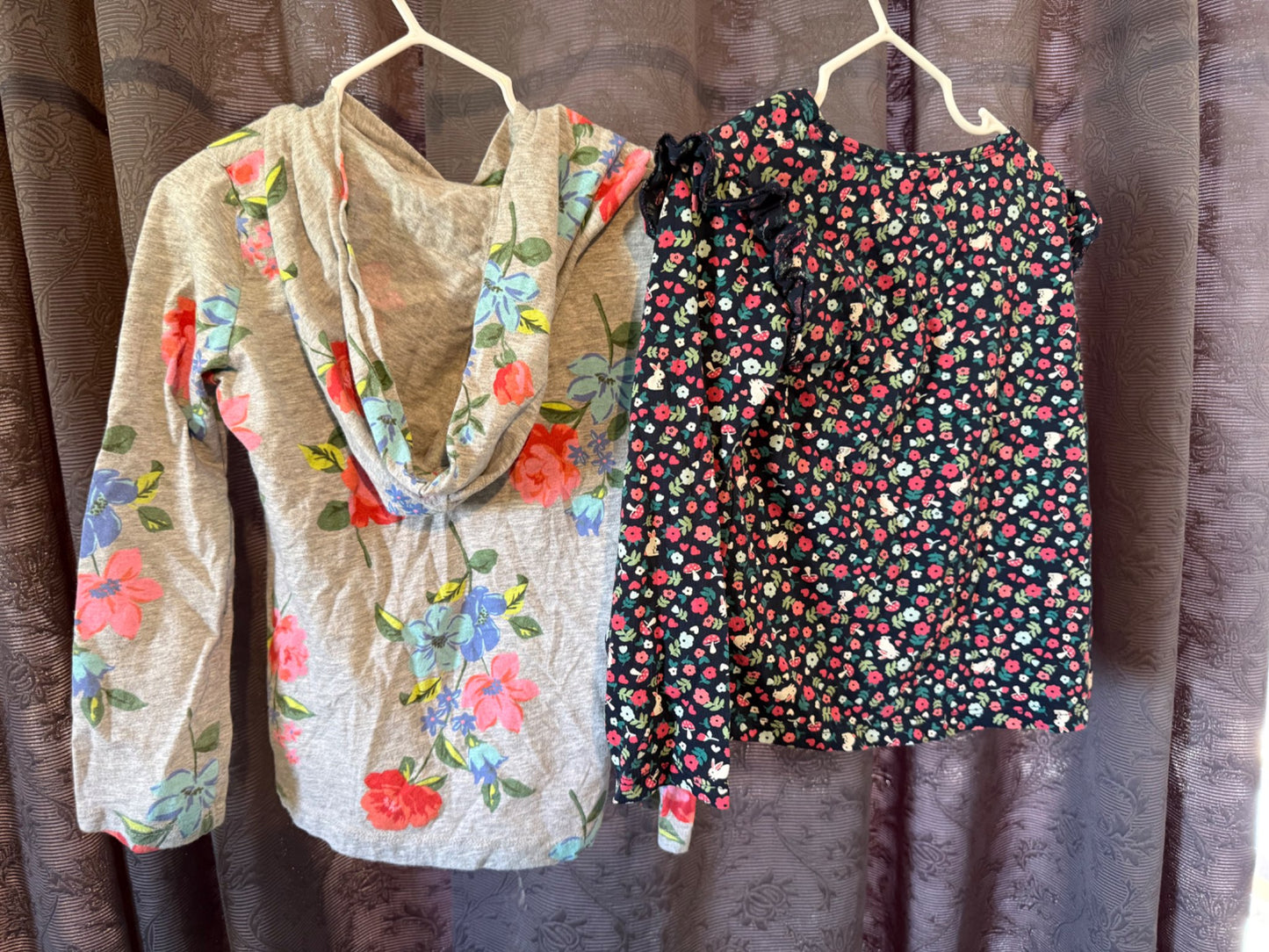 Long Sleeve Shirts x 2, Kids 5/5T