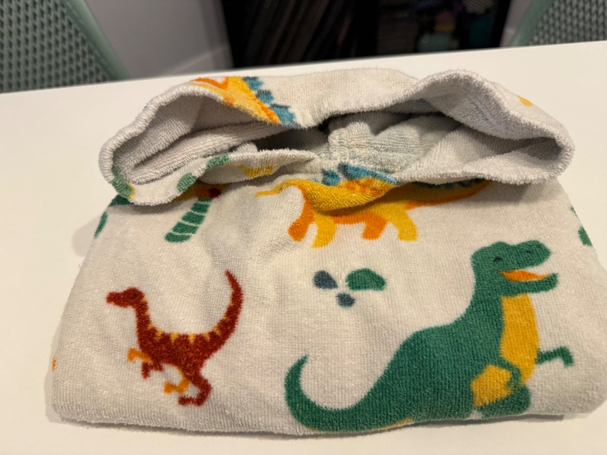 Hooded towels x 3