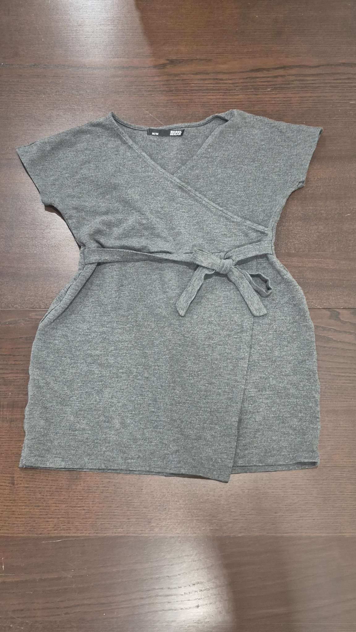Grey Maternity Short Sleeve Tops, Size Small, EUC, Maternity M (8-10)