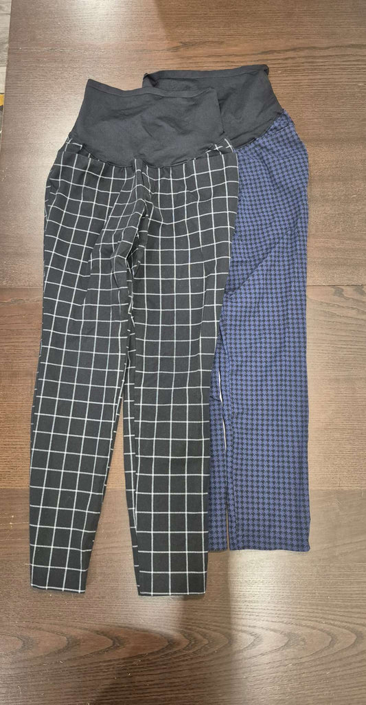 2 Old Navy Maternity Dress Pants, Size 4, EUC, Maternity S (4-6)