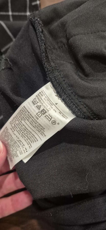 2 Old Navy Maternity Dress Pants, Size 4, EUC, Maternity S (4-6)