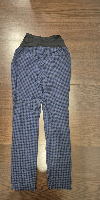 2 Old Navy Maternity Dress Pants, Size 4, EUC, Maternity S (4-6)