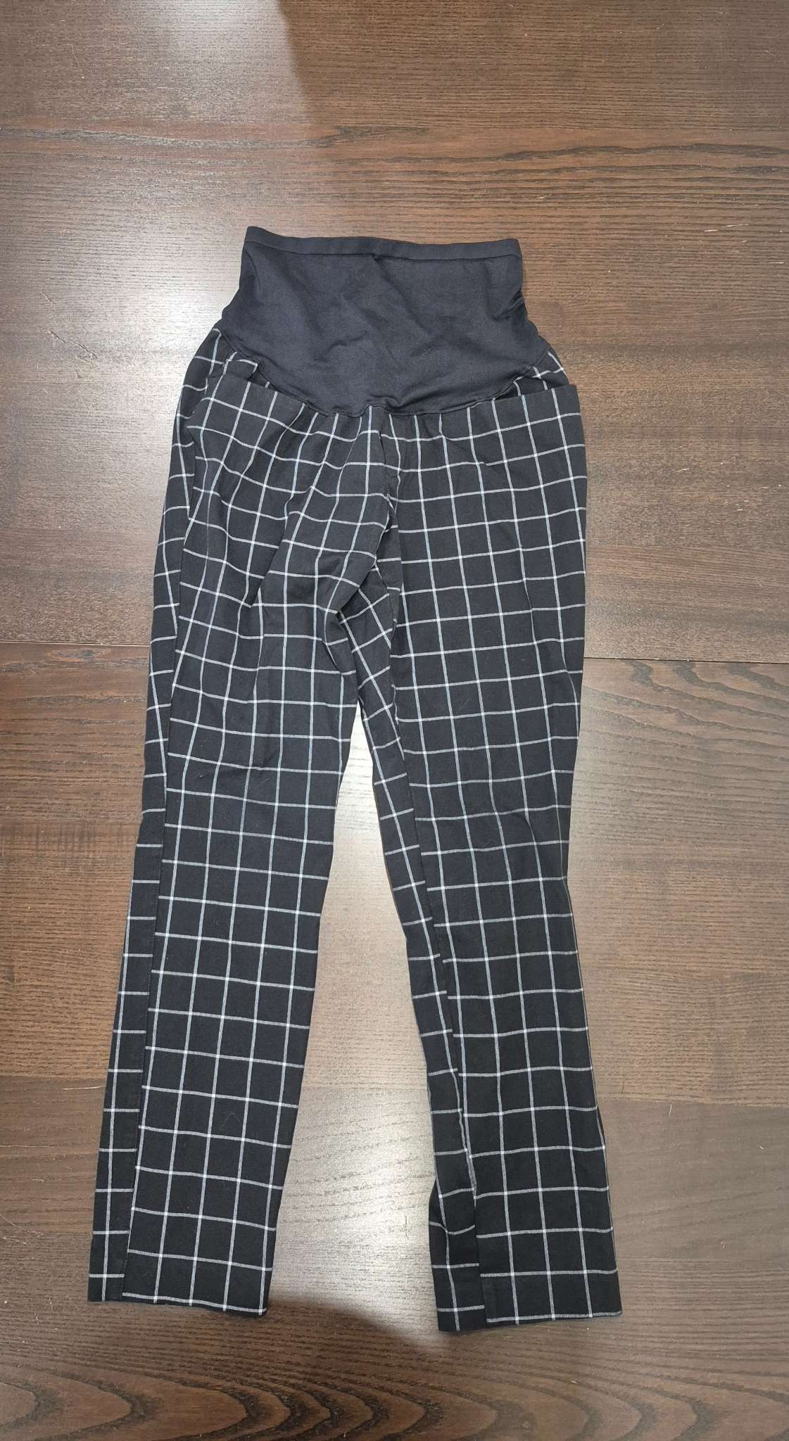 2 Old Navy Maternity Dress Pants, Size 4, EUC, Maternity S (4-6)