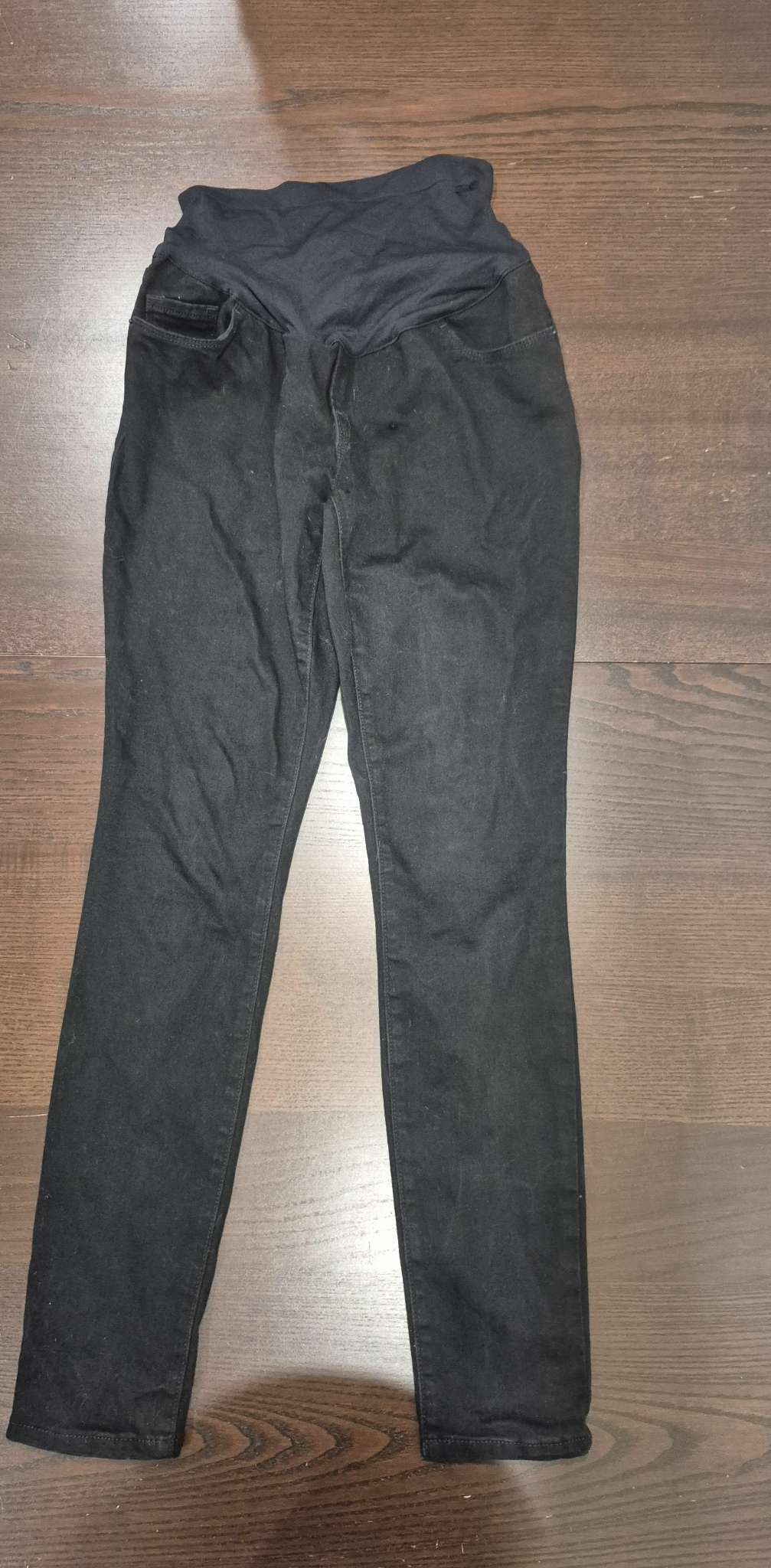 Red and Black Denim Maternity Jeans, Size Small, EUC, Maternity S (4-6)