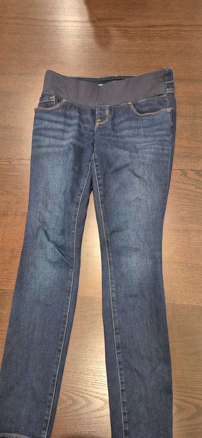 2 Pairs Old Navy Maternity Jeans, Size 4, EUC, Maternity S (4-6)