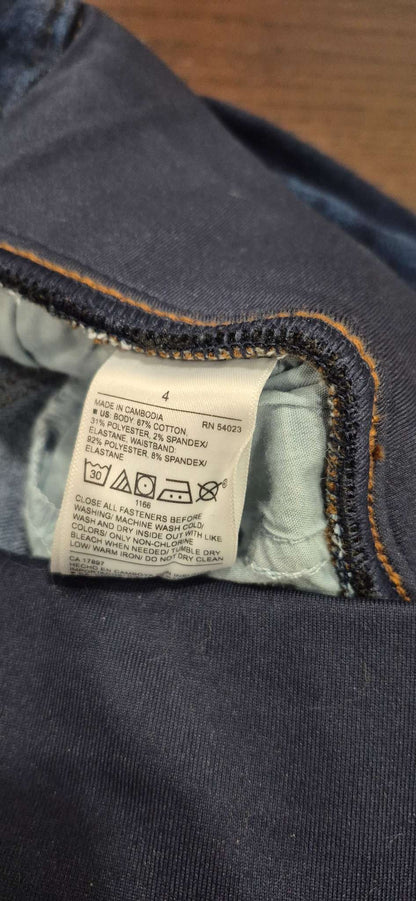 2 Pairs Old Navy Maternity Jeans, Size 4, EUC, Maternity S (4-6)