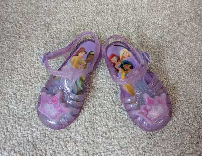 Disney princess light up sandals, Shoes 6 (Walkers:12-24 mth)