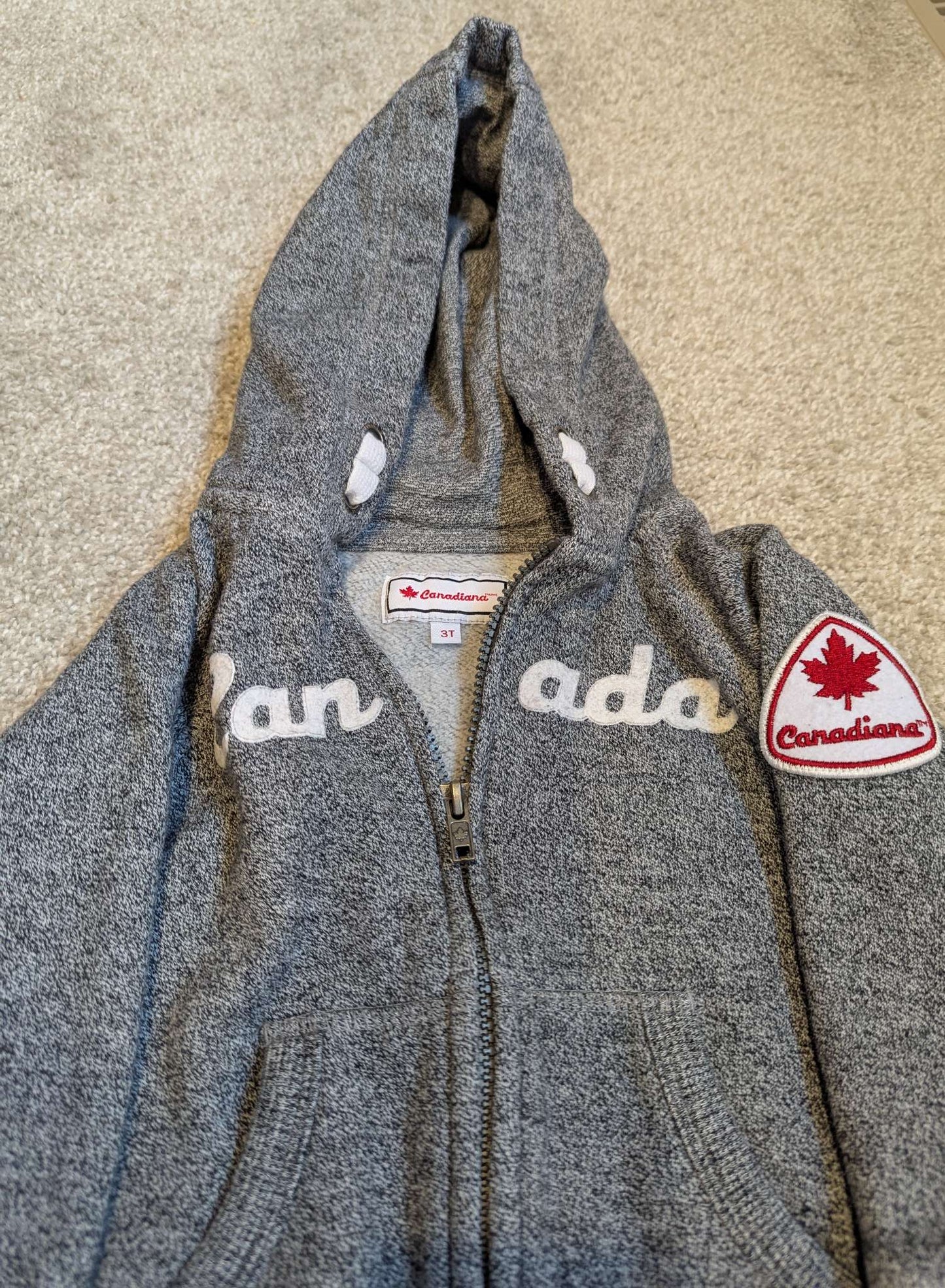 Canada hoodie , Kids 3T