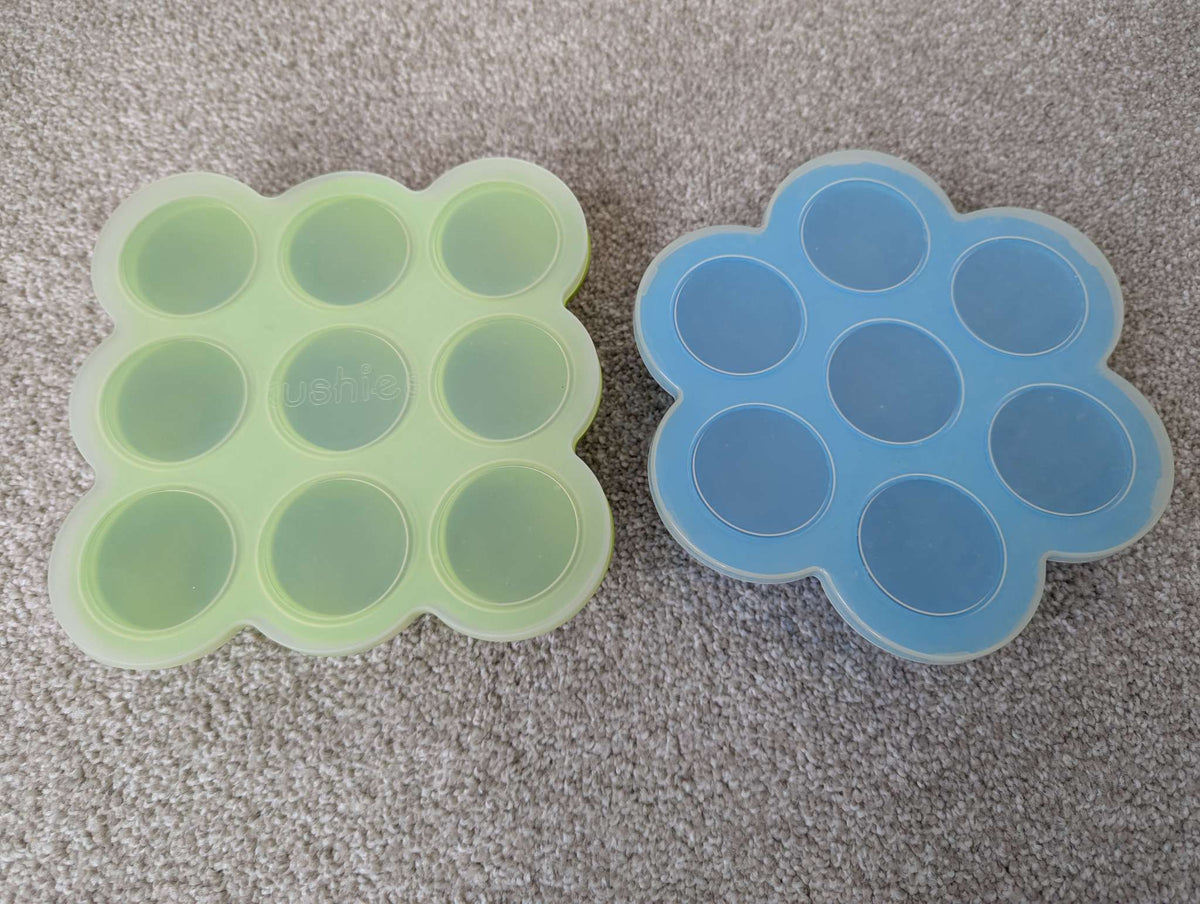Silicone multi-portion set