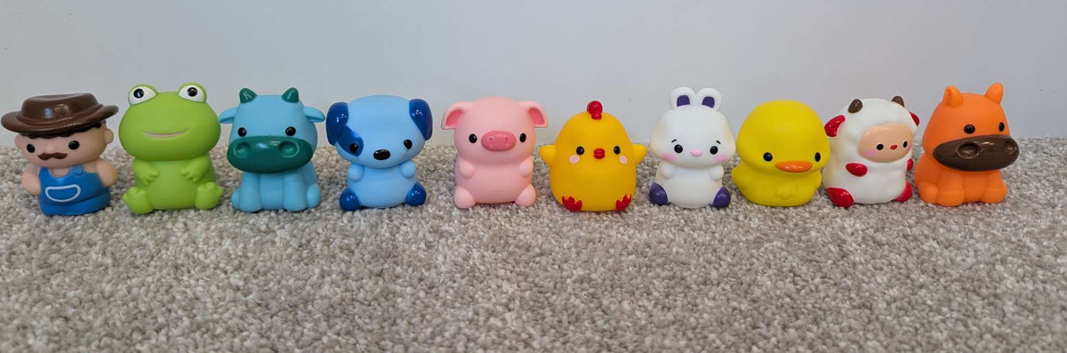 Counting train with finger puppets