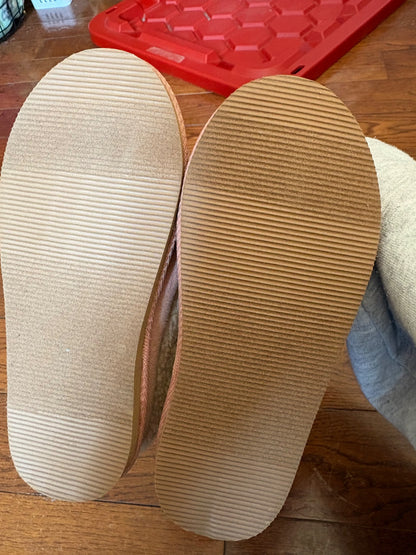 Old Navy Slippers 11 toddler , Shoes 11 (Toddler:2-4yr)