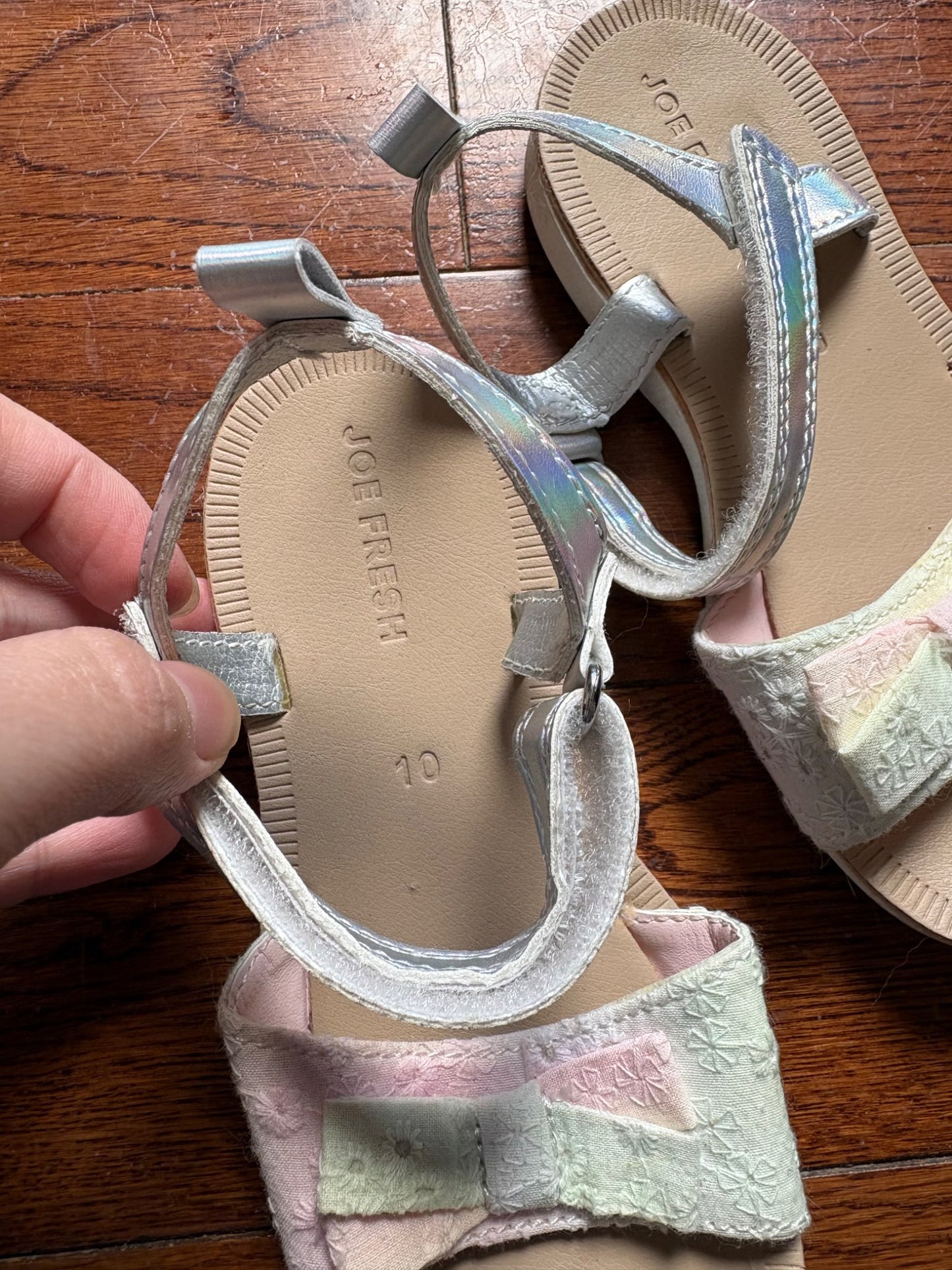 Joe Fresh sandals 10 toddler , Shoes 10 (Toddler:2-4yr)