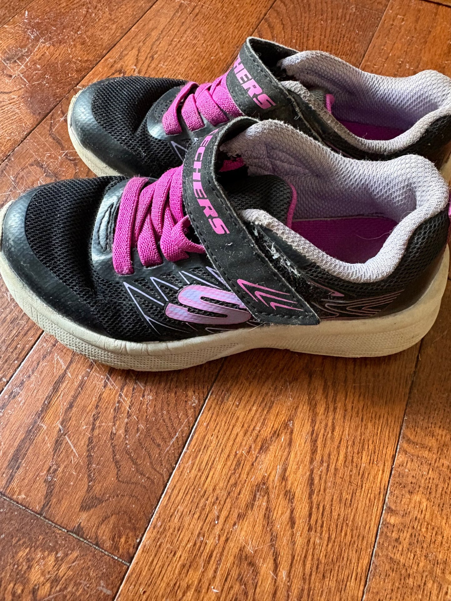 Skechers sneakers 11 toddler, Shoes 11 (Toddler:2-4yr)