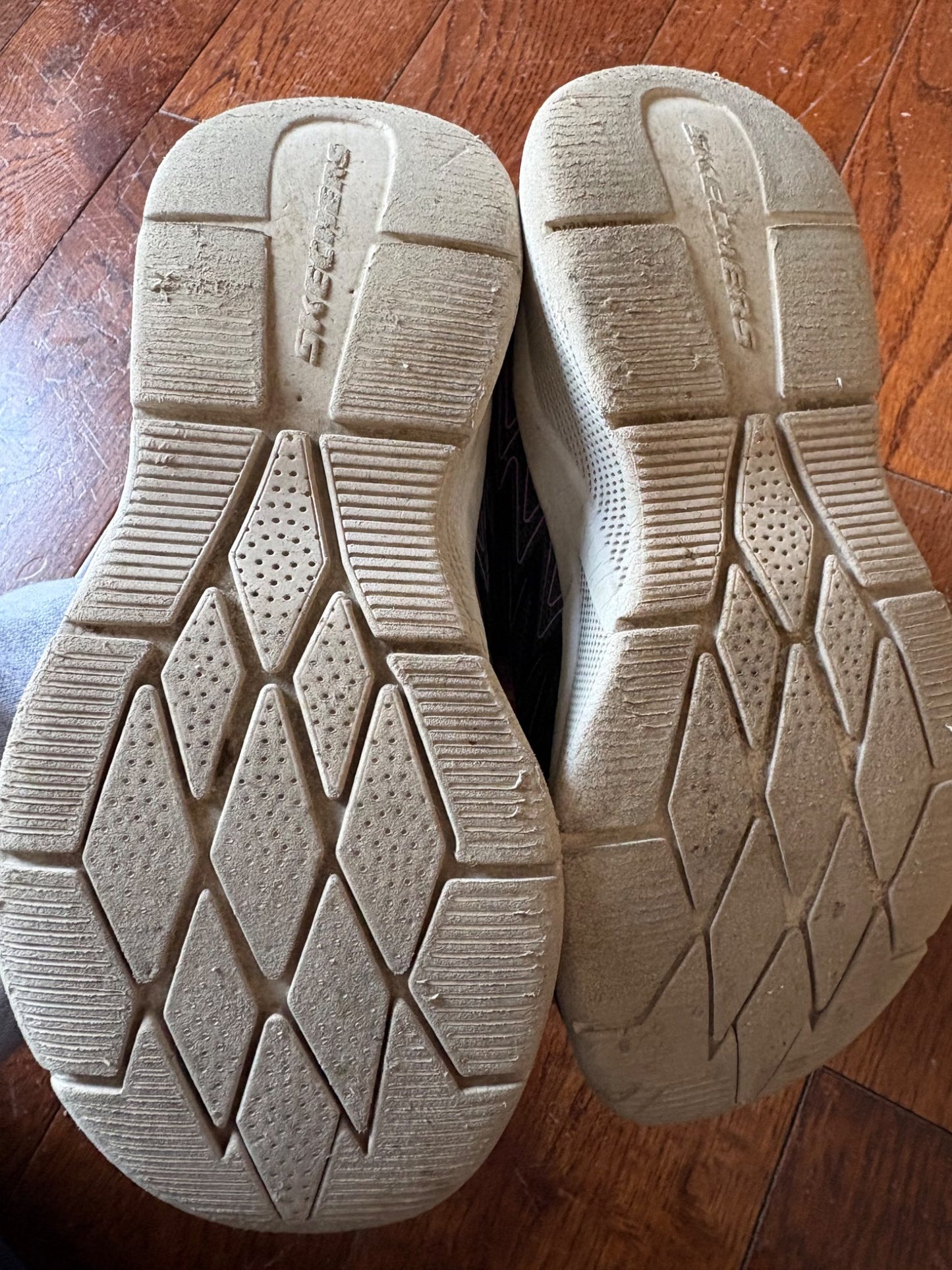 Skechers sneakers 11 toddler, Shoes 11 (Toddler:2-4yr)