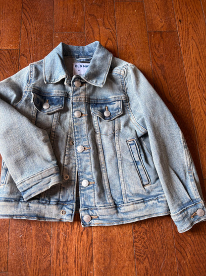 Old Navy Denim jacket size 4, Kids 4/4T