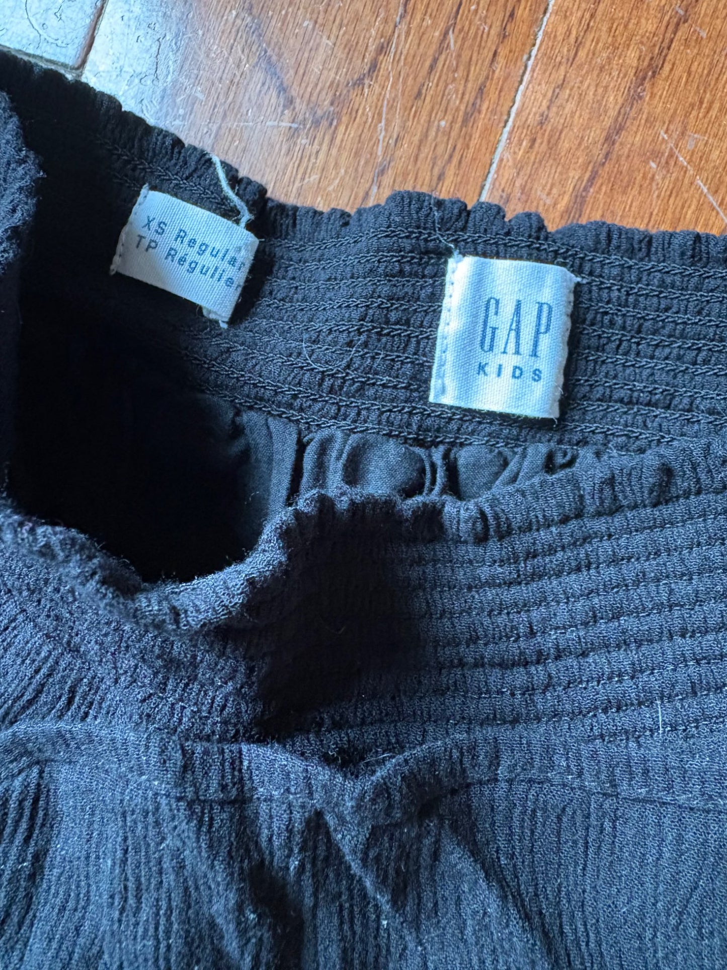 Gap Black skirt XS (5), Kids 5/5T