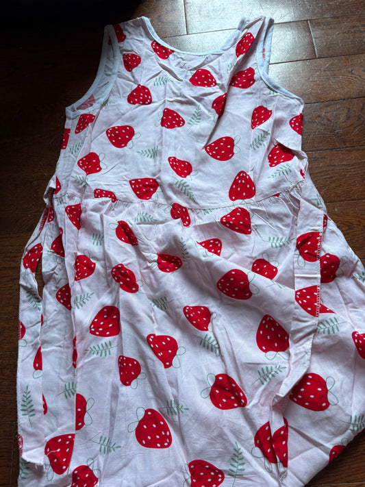 Strawberry dress size 10 , Kids 10