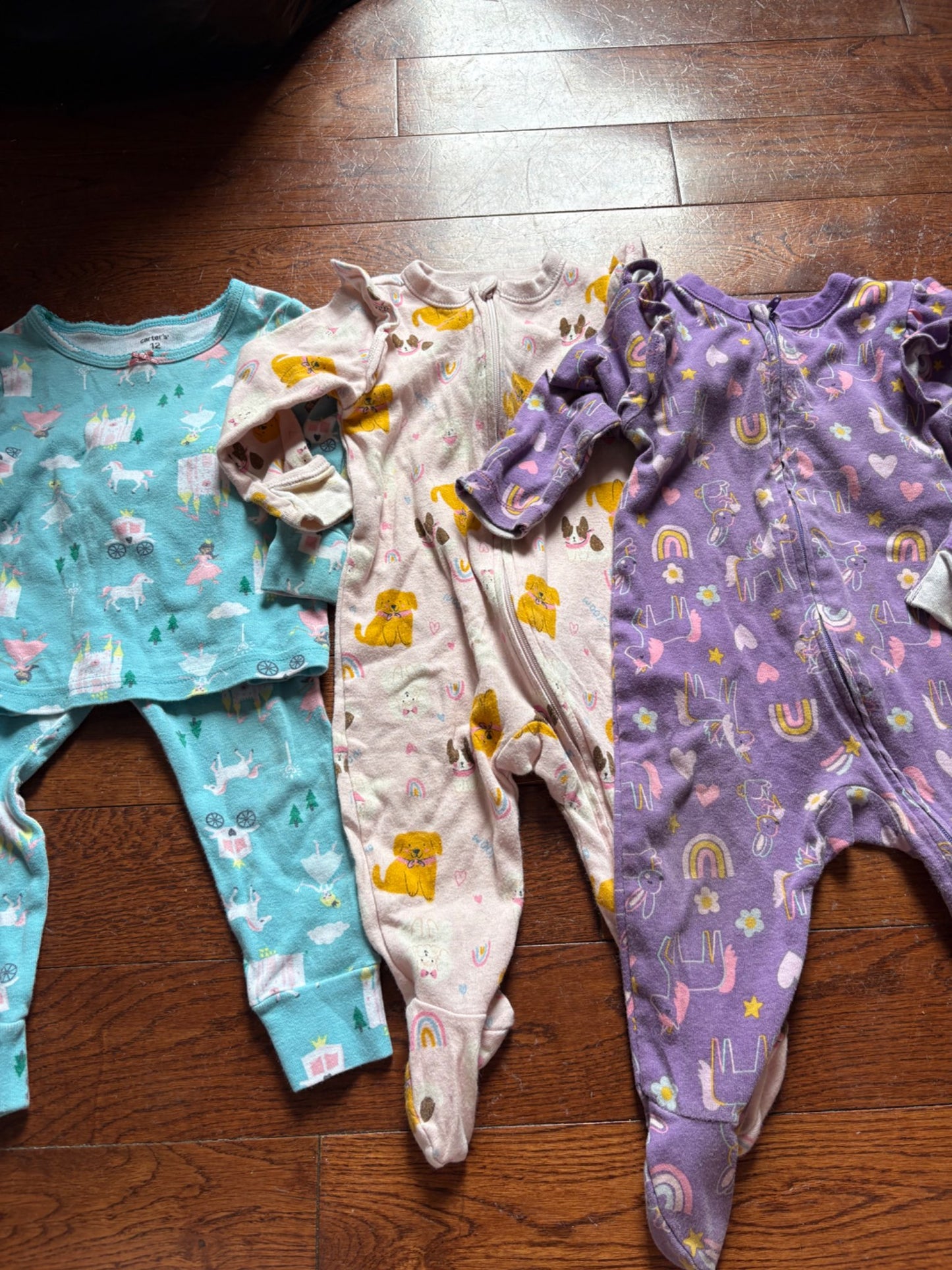 Old Navy baby Pjs 6-9 months , Kids 9 Month (6-9M)