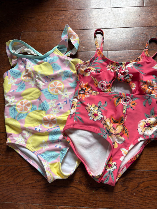 Carters 4T swimsuits, Kids 4/4T