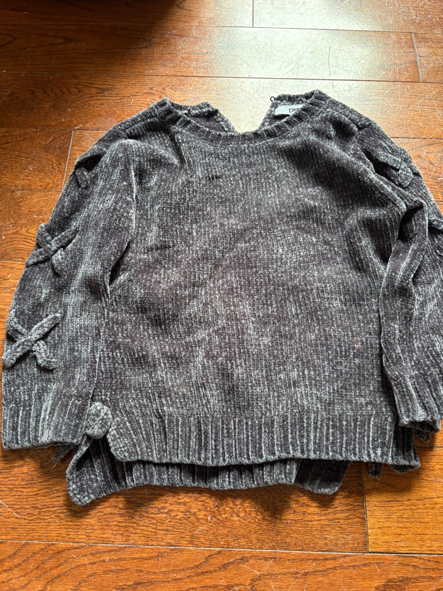 DKNY sweater 3T, Kids 3T