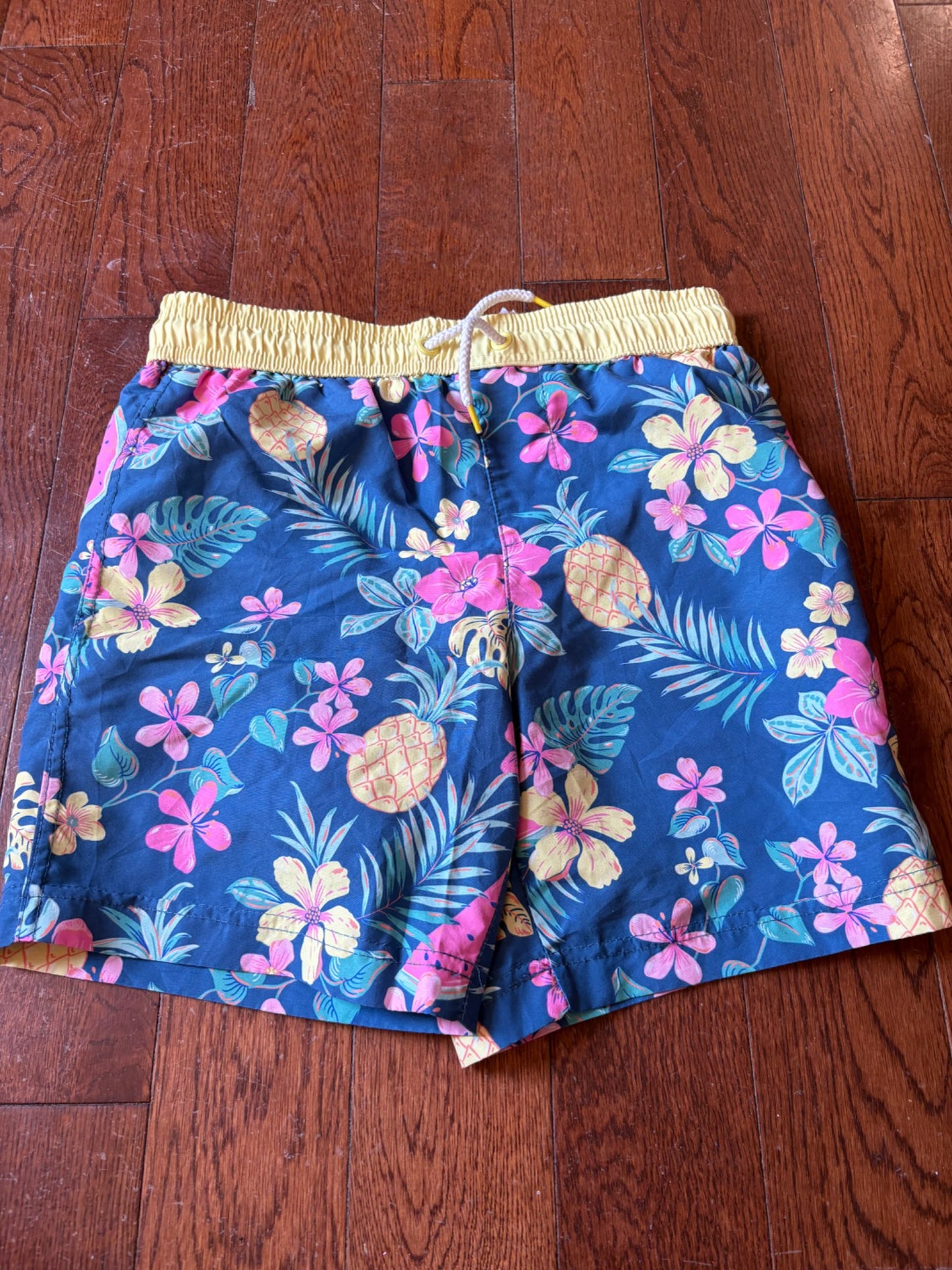 Tommy Bahamas Swim Shorts size 8 , Kids 8
