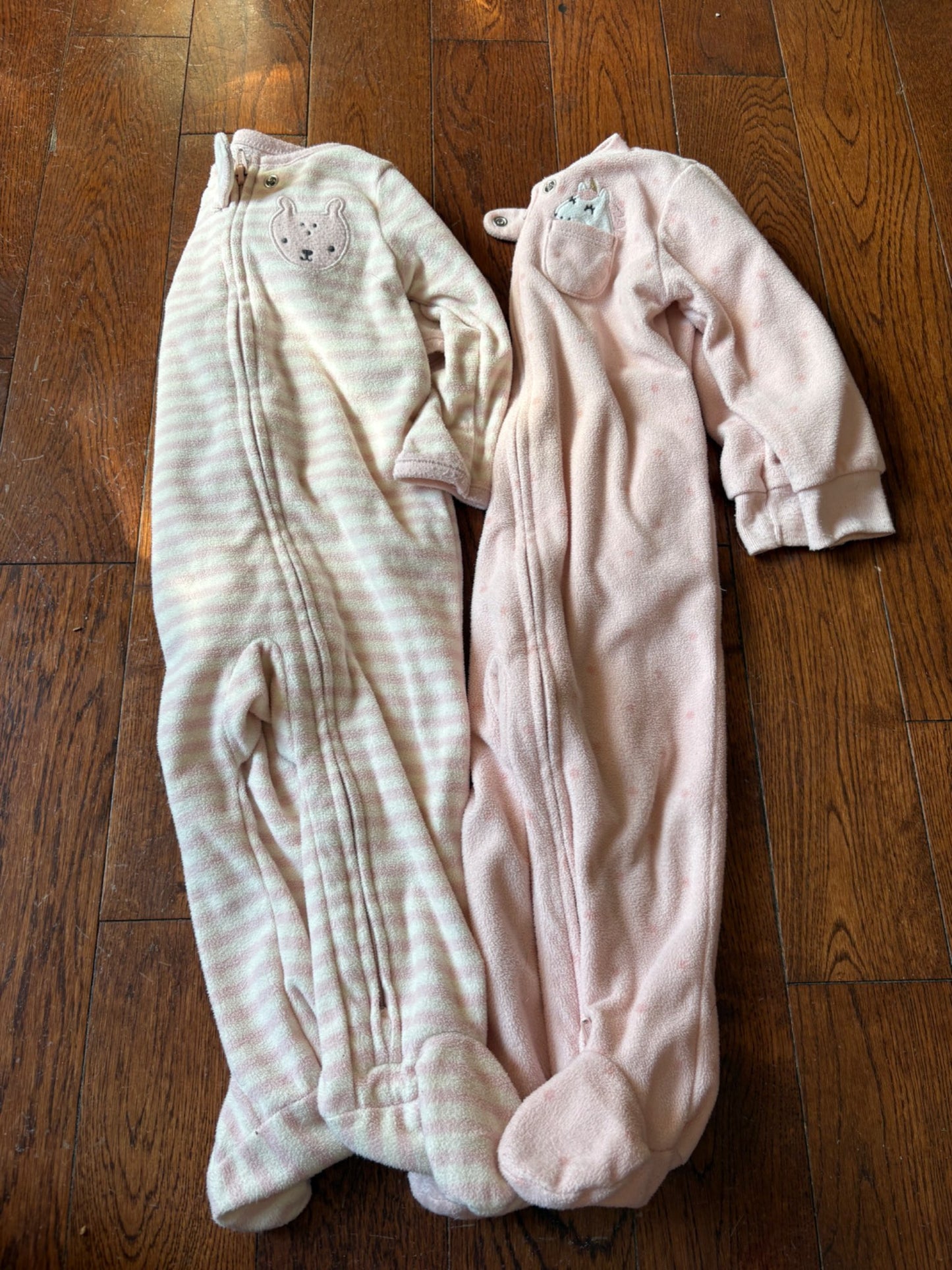 Carters Fleece Pjs 9 months , Kids 9 Month (6-9M)