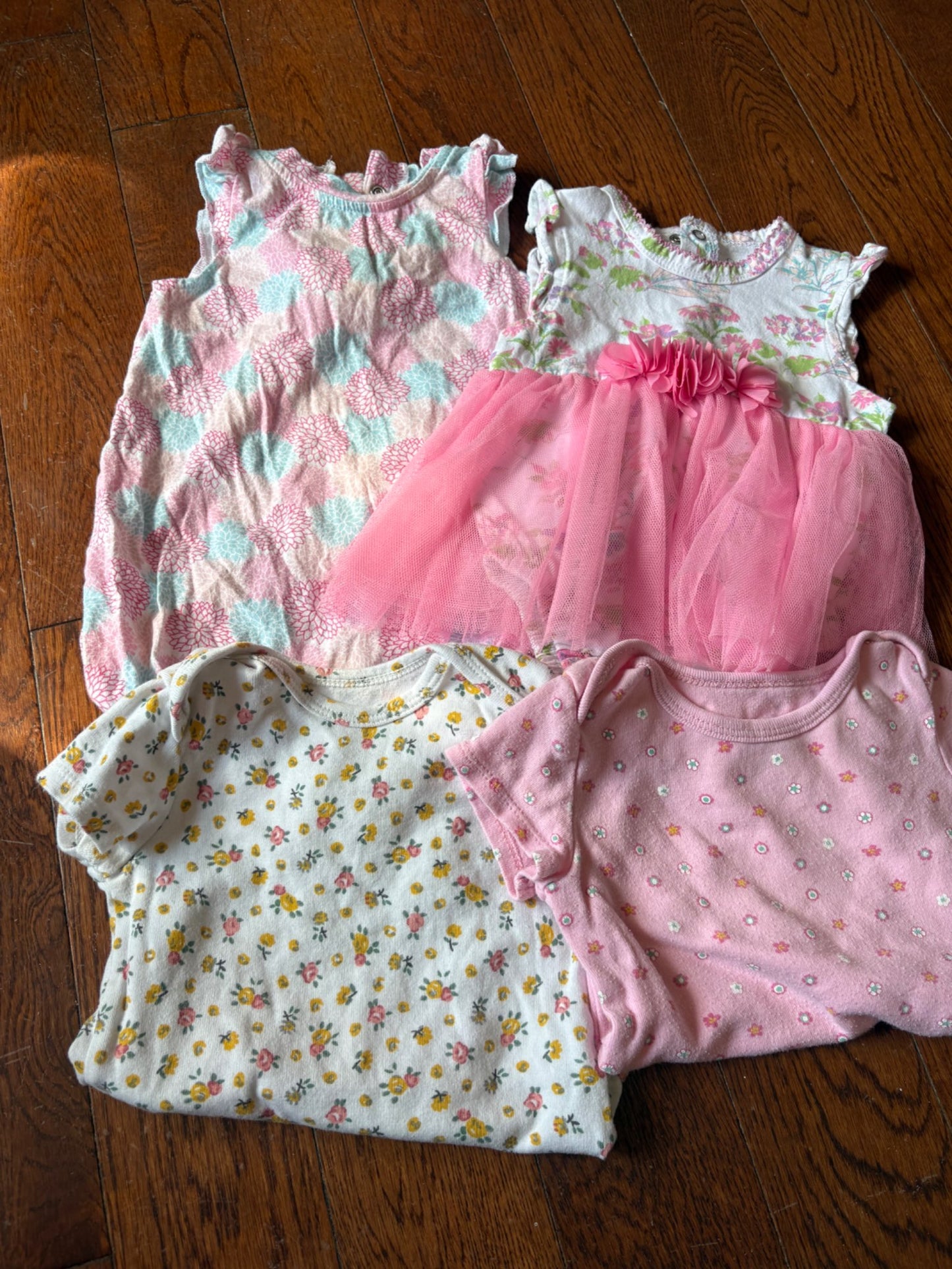 Baby 6-9 months mixed bundle , Kids 9 Month (6-9M)